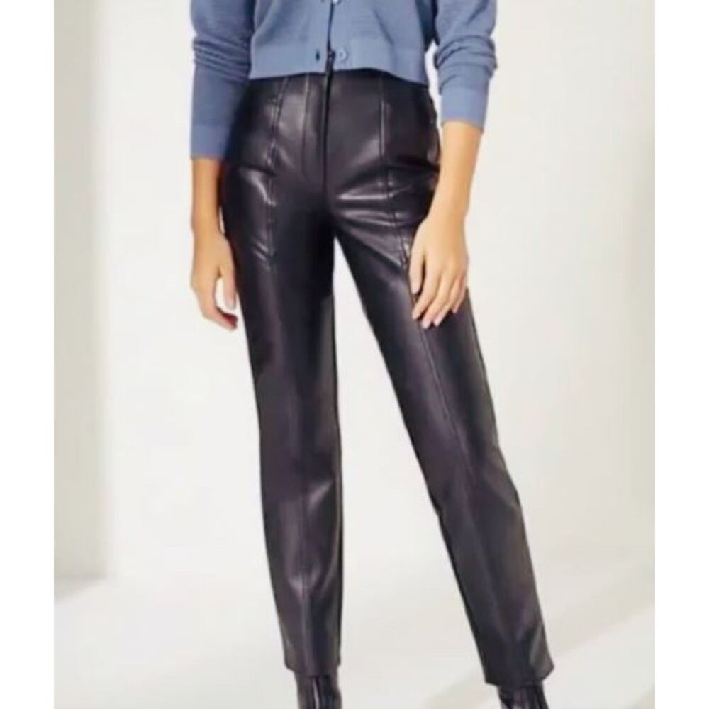 Wilfred Aritzia Vegan Leather Black Noir Straight Leg Biker Pants Size 8